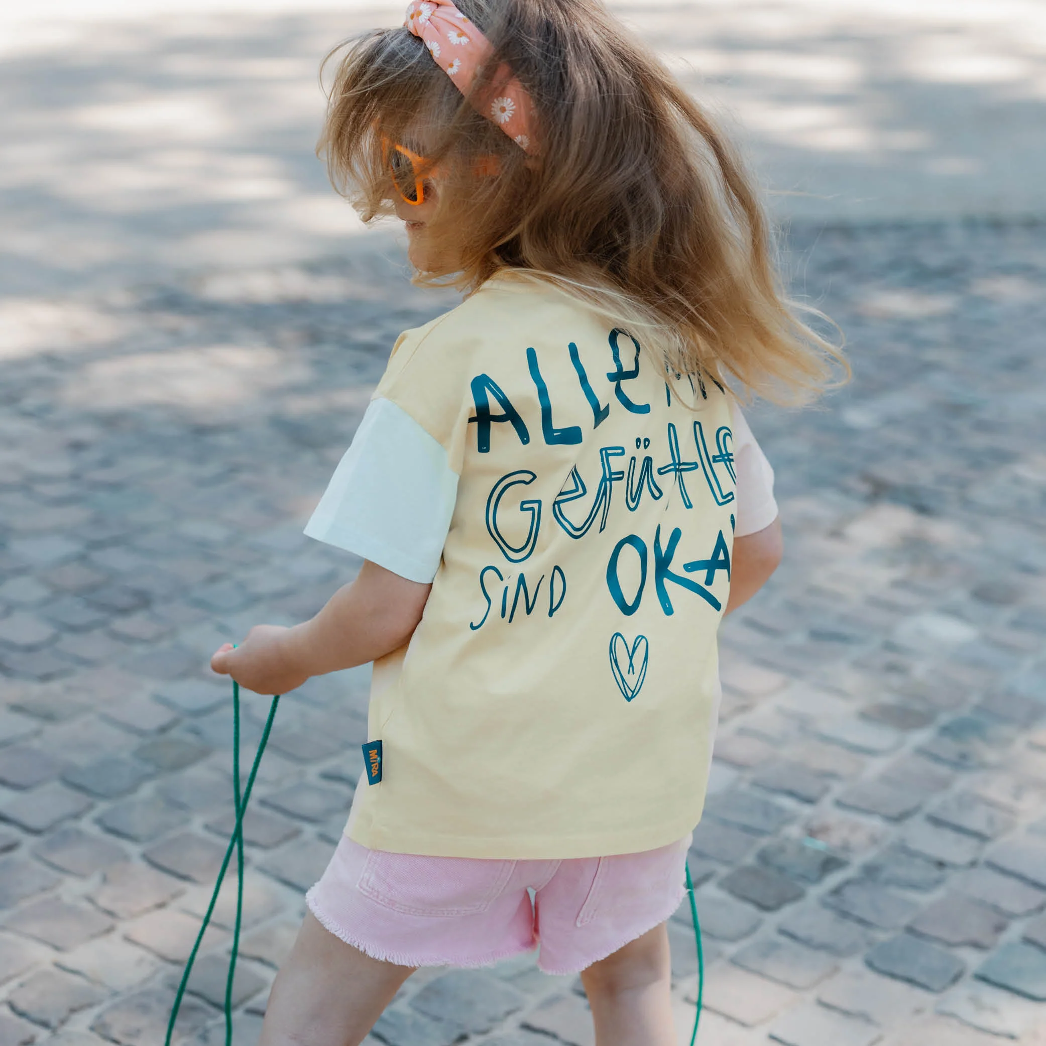 MiRA Shirt: Alle meine Gefühle sind okay - Image 6