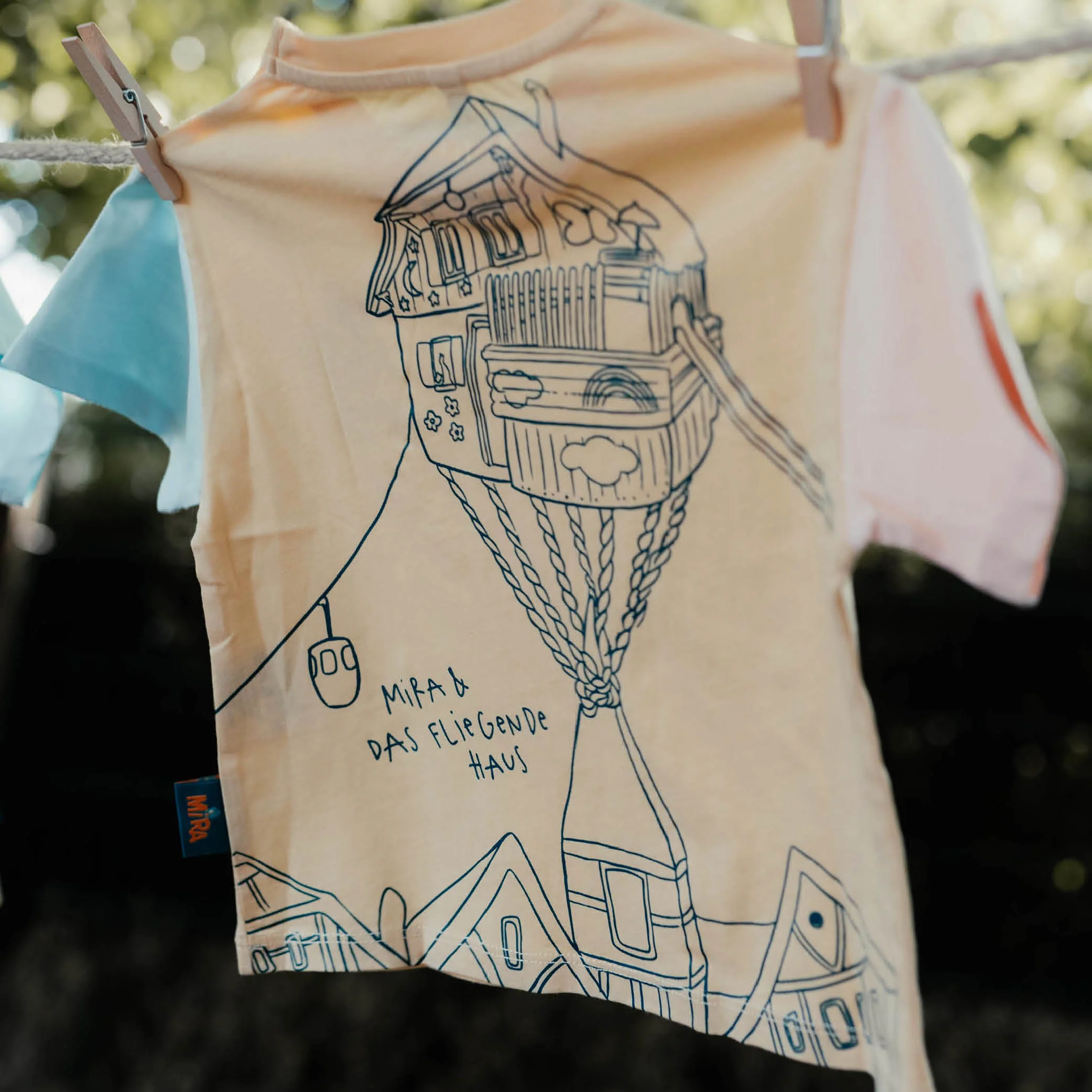 Fanshirt: MiRA & das fliegende Haus - Image 4
